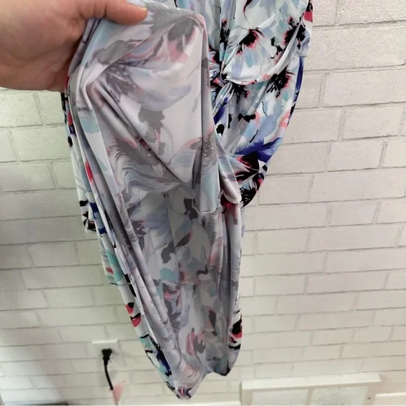 212 COLLECTION Floral Tie Waist Sleeveless Dress - Picture 7 of 10